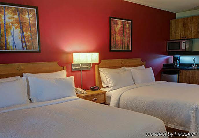 By Marriott Tremblant Manoir Labelle Hotel 4*